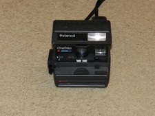 POLAROID Camera One Step Close Up- 600 Film Instant W/ Strap FILM TESTED WORKS
