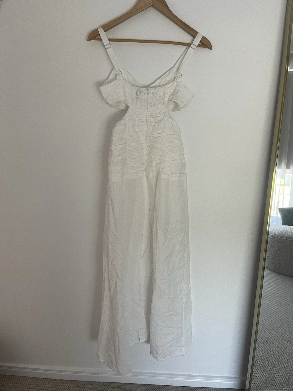 Picture 3 of 6