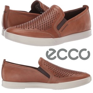 ecco collin olive