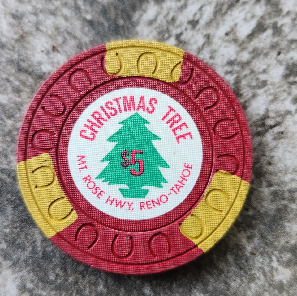 Christmas Tree Casino 5.00 chip (Reno, NV) Vintage 1976 (NEAR MINT