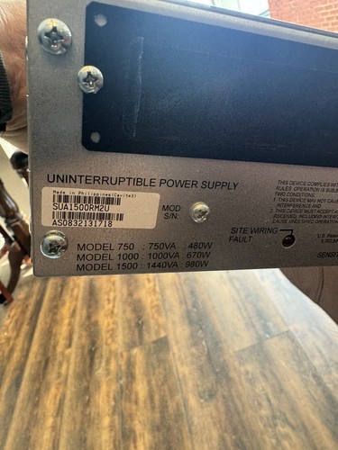 SUA1500RM2U SMART-UPS 1500VA 120V USB BACKUP UPS - 第 3/10 張圖片