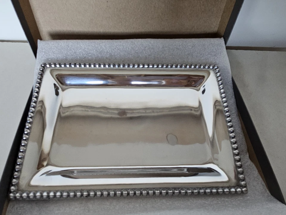 Salisbury Medium  Beaded  Rectangular Tray  - Image 3 of 4