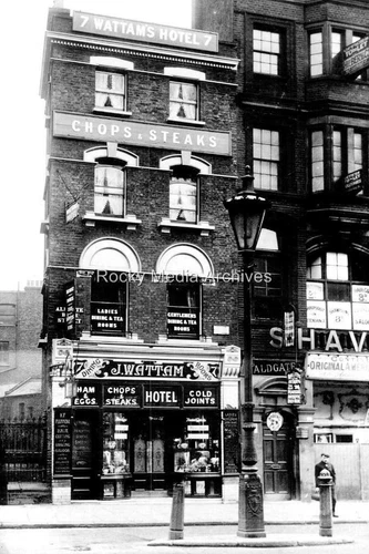 Hme-67 Wattam's Hotel, Aldgate High Street, Aldgate, Whitechapel, London. Photo