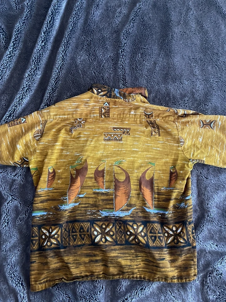 Camisa Hawaiana Caire Informal Años 70 De Colección Talla Mediana/Grande Foto 2 de 4