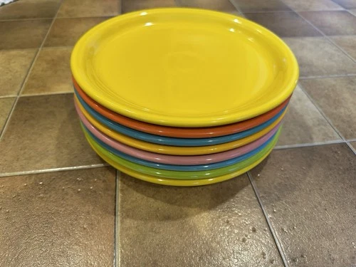 Fiestaware Lot Of  8 Bistro Coupe Plates Assorted Colors