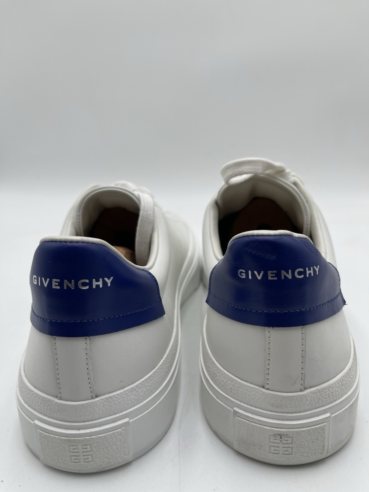 Givenchy City Sport sneaker in white calfskin leather with a blue heel Size 43 thumbnail 4