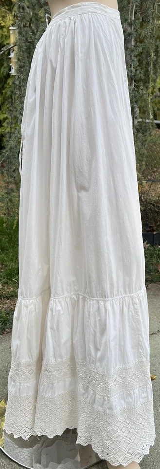 ANTIQUE VICTORIAN WHITE COTTON PETTICOAT SKIRT W/ CROCHET LACE - Image 4 of 4