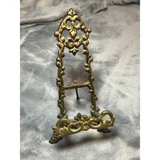Vintage Brass Ornate Display Easel Plate Stand Victorian Style 6 Inch Vintage Brass Ornate Display Easel Plate Stand Victorian Style 6 Inch - Image 1