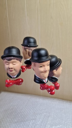 Vintage Ceramic Laurel And Hardy Hanging Mobil By Salco - Foto 12 di 12
