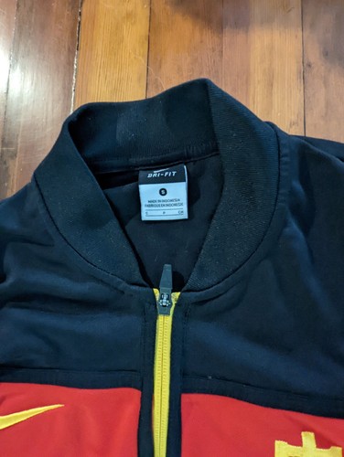 Nike Trainingsjacke selten schwarz rot gelb Stickerei selten China Small Dri-fit - Bild 2 von 9