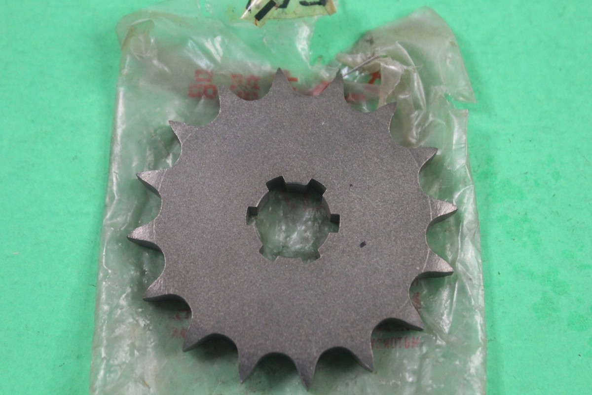 NOS KAWASAKI ENGINE SPROCKET 16T Centurion 1971 G31M-A Centurion