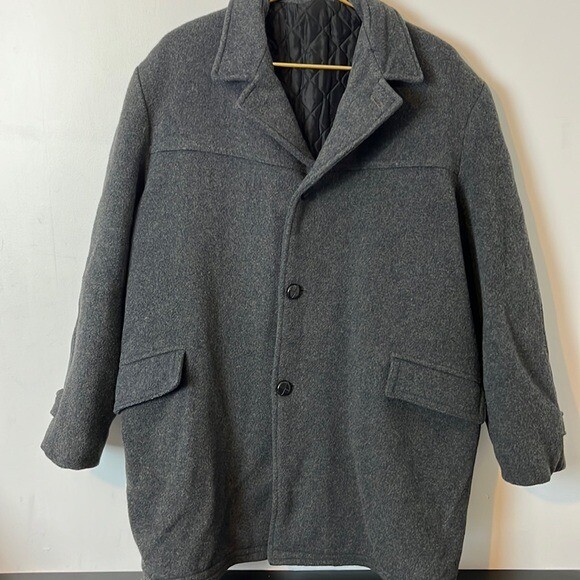 Wool insulated 3 button coat - image 1