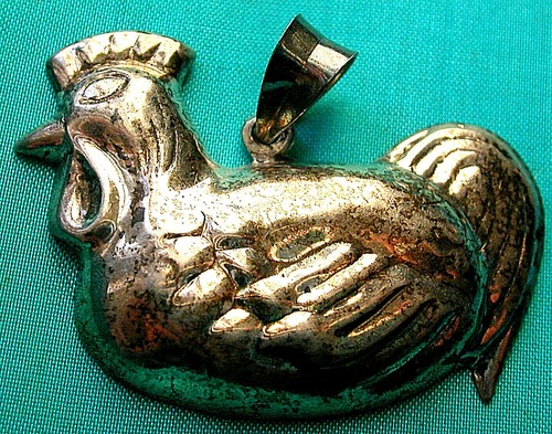 VICTORIAN  REVIVAL  STERLING SILVER   "HEN"  PENDANT  Rare