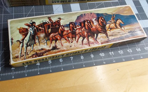 Hong Kong Boxed Cowboy & Indian Adventure Set No 9250 Mount Cowboy Swoppet Like - Picture 4 of 4