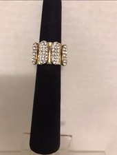 Goldtone  Rhinestone Stretch Ring size 7-8