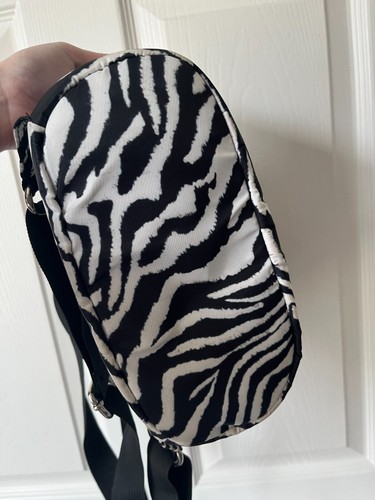 BRAND NEW ASOS DESIGN Zebra Print Mini Backpack - Picture 5 of 8