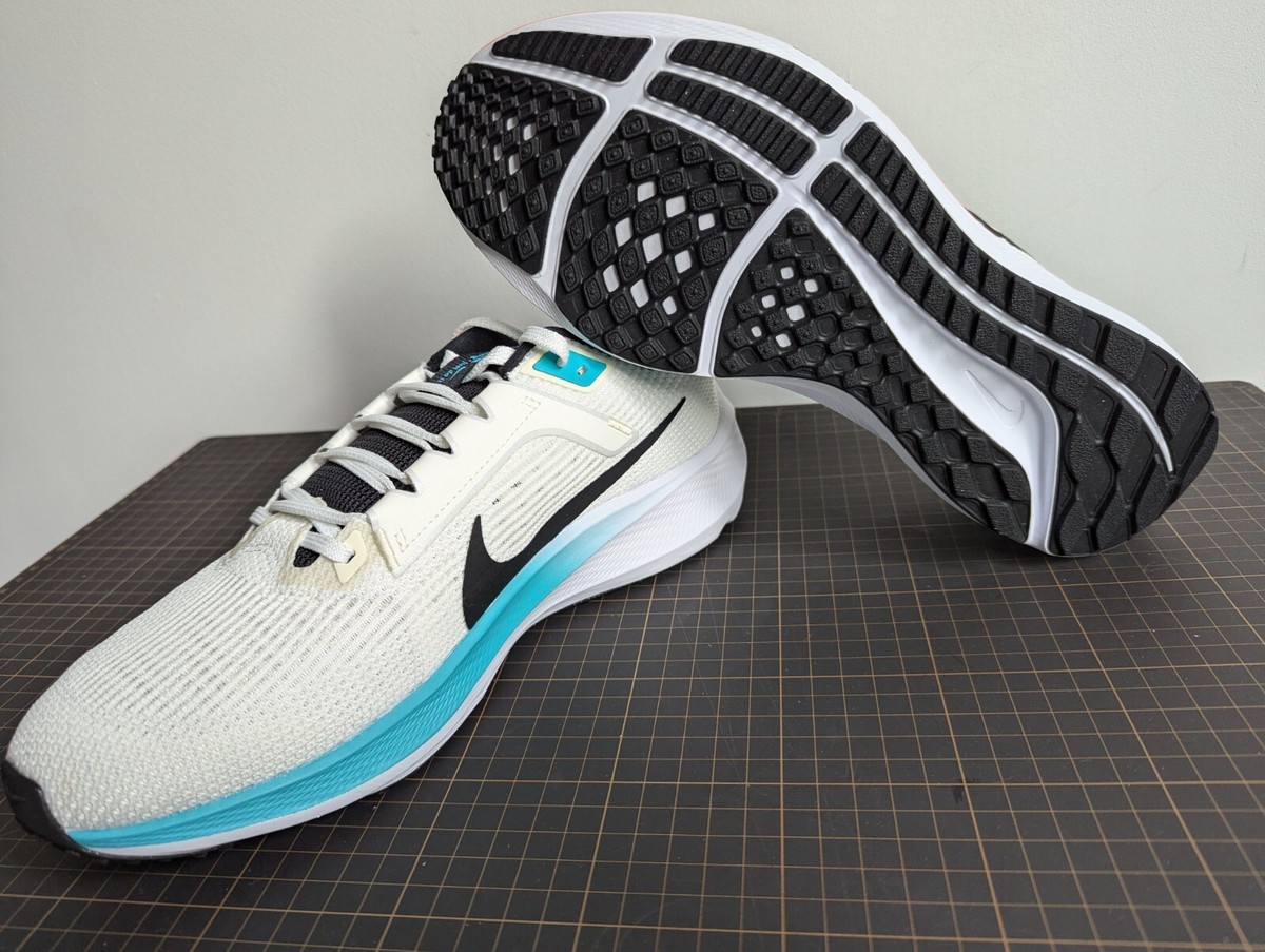 US9.5 - Nike Air Zoom Pegasus 40 Year of the Dragon FZ5055