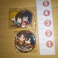 A66952 Attack on Titan / Rubber strap , Can badge / Eren , Mikasa , Armin