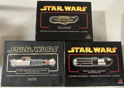 Star Wars Master Replicas .45 Scale Lightsaber Collection LUKE