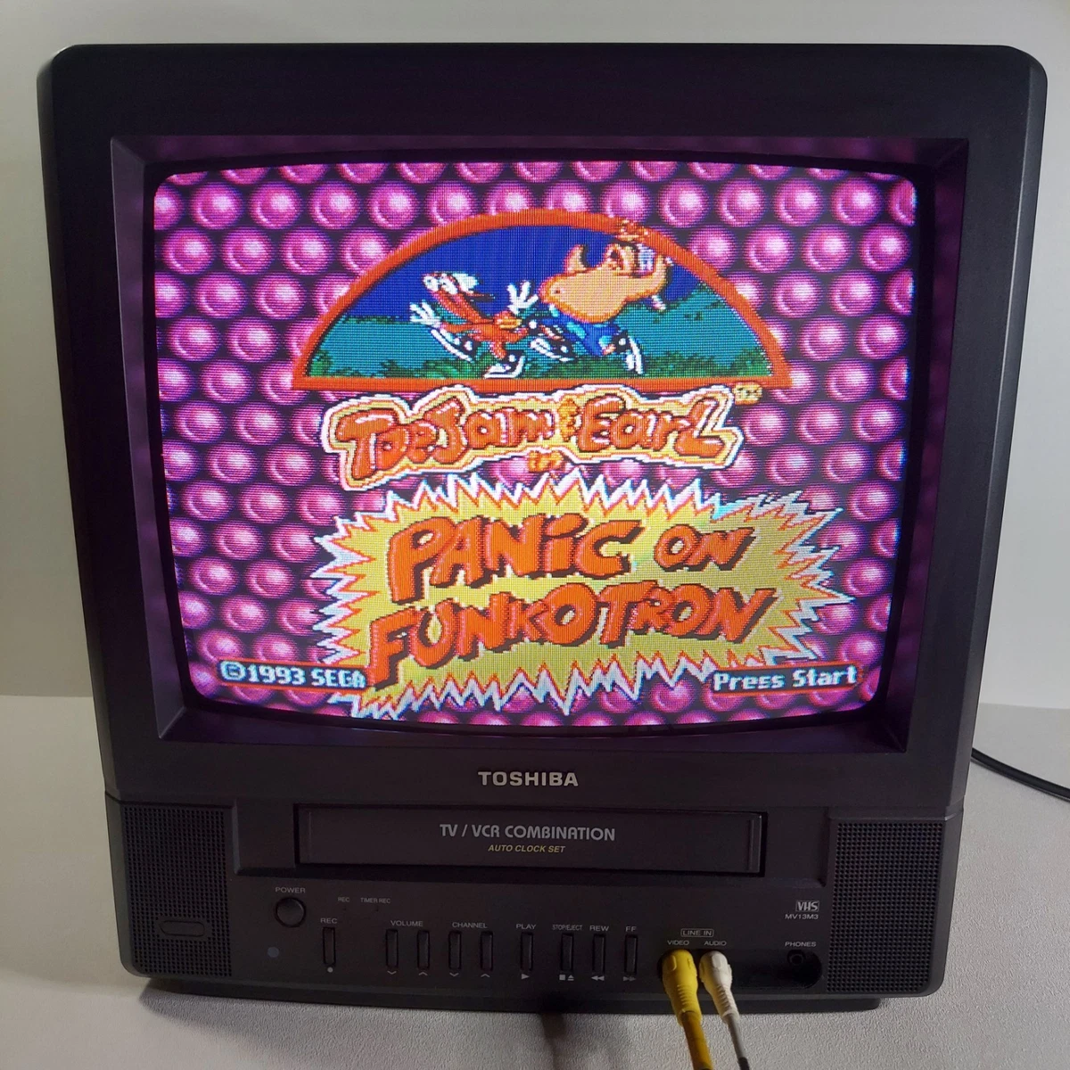 Toshiba Built - in VCR Less Than 20 in Screen TVs for Sale | Shop