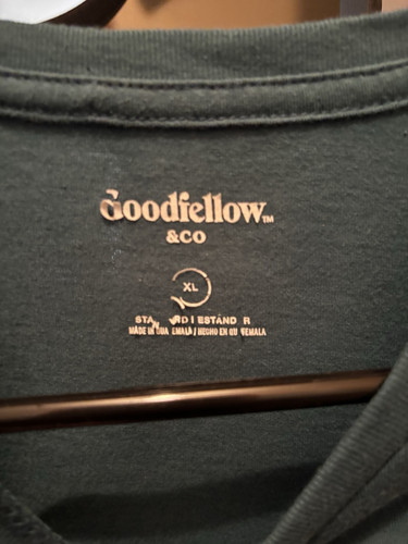 Goodfellow Men's Short Sleeve T-Shirt Yellowstone Athletics Size XL - Picture 4 of 4
