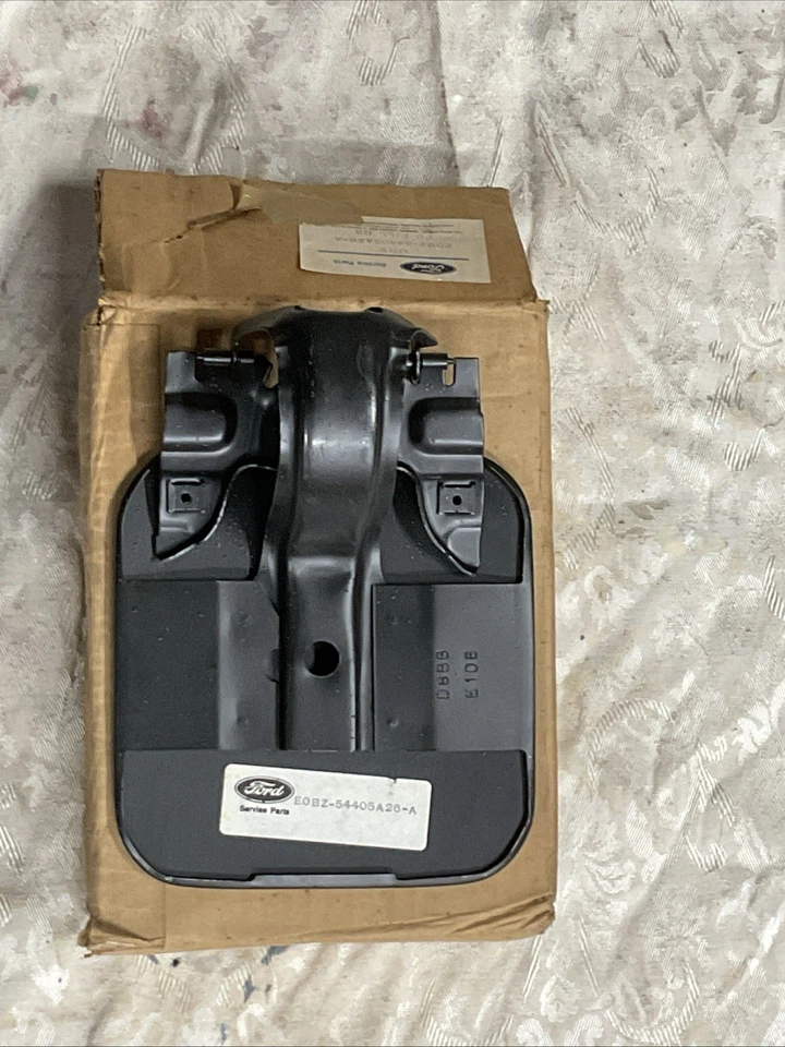 NOS 80-83 FORD FAIRMONT, MERCURY ZEPHYR puerta combustible e0BZ-54405A26-A Foto 2 de 2