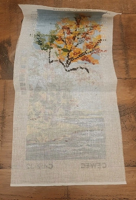 Kit De Broderie Crewel Vintage – Arbres D’automne & Champignons – CEWEC & WONDERART (commencé)