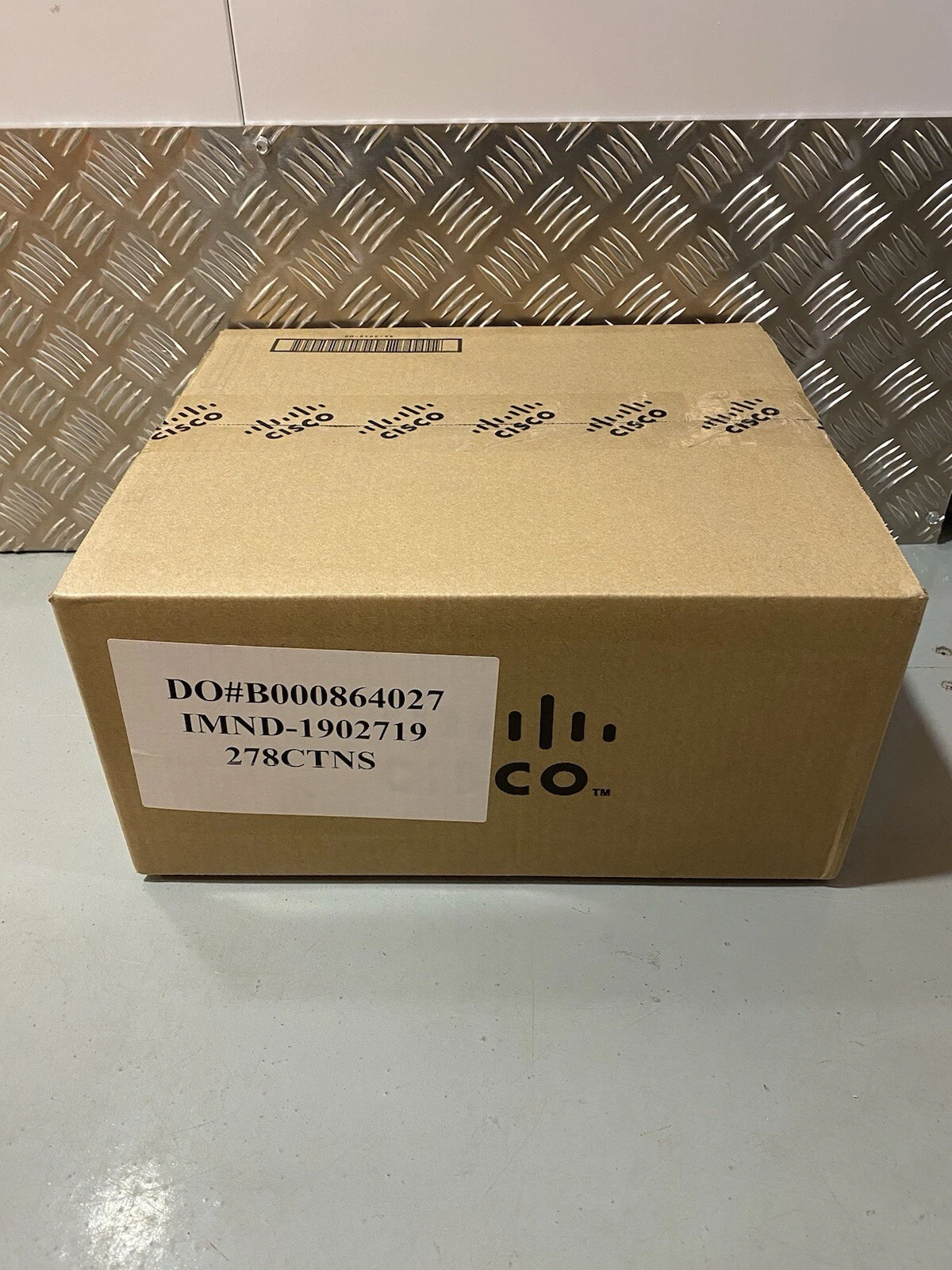 Cisco Catalyst 3560-CX 8 Port Catalyst Switch WS-C3560CX-8PC-S Brand New Sealed 4