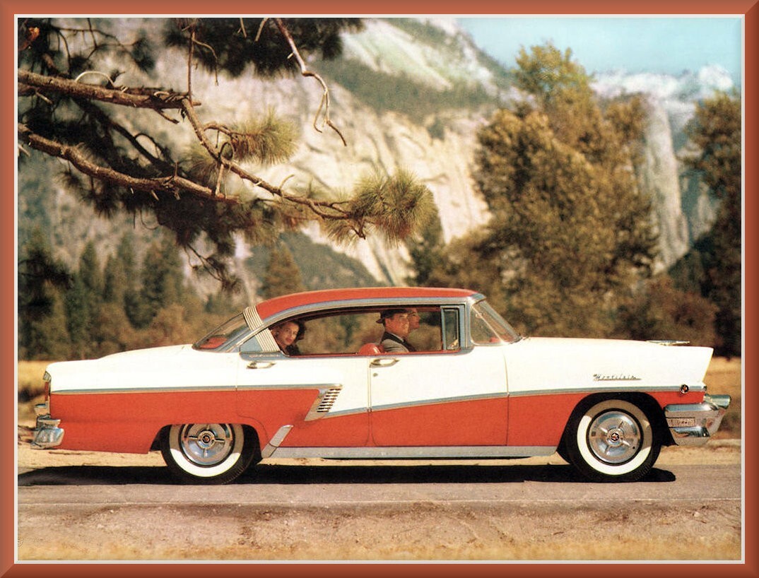 1956 Mercury Montclair Phaeton sedan, Toolbox - Refrigerator
