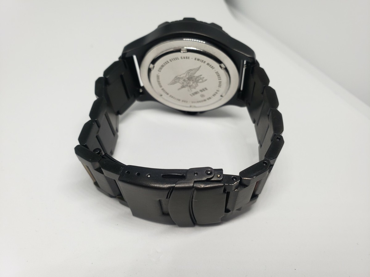 LUMINOX 8400 シルバー Luminox (Series 8400) 200M Men's Diver Watch | eBay