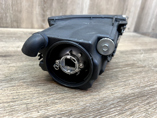 2001-2005 Lexus IS300 LH Fog Light Lamp ASSY OEM - Picture 6 of 8