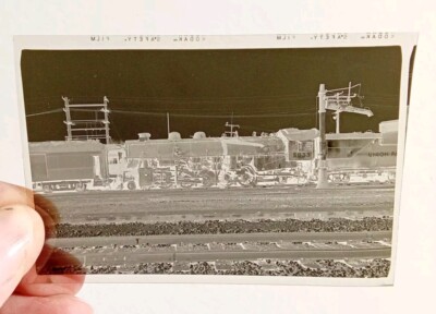 VINTAGE 1954 RAILROAD PHOTOGRAPH & NEGATIVE UNION PACIFIC UP TRAIN ENGINE 3 8933