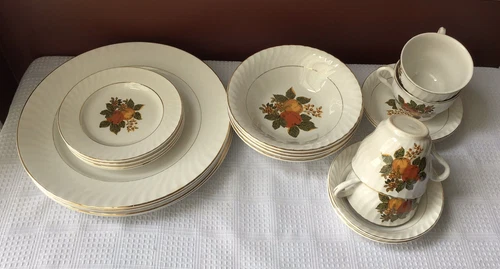 Vintage 20 Piece Enoch Wedgwood English Harvest China Service For 4, England