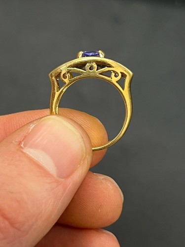ESTATE 18k SOLID YELLOW GOLD - 1 ct TANZANITE - .14 tcw DIAMOND RING - Size 6 - Picture 3 of 14