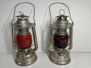 2. Piece Vintage Kerosene Lamps Bat No. 259 Red Glass Storm Lantern