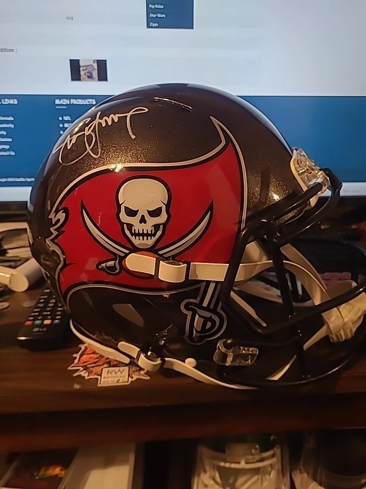 Casco Steve Young Tampa Bay tamaño completo Foto 3 de 4