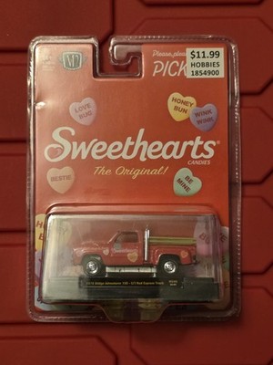 M2 Machines 1:64 1978 Dodge Adventure 150 Li l Express Truck Sweetheart