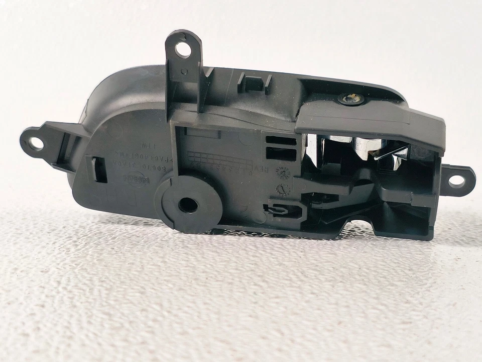 13-20 NISSAN PATHFINDER TRASERO DERECHO PASO DERECHO INTERIOR MANIJA PUERTA BISEL OEM Foto 2 de 3