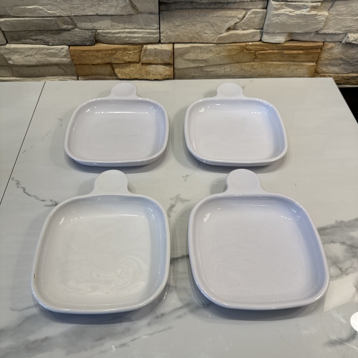 Set of 4 Corning Ware Grab-It Snack Plates P-185-B, 6-inch