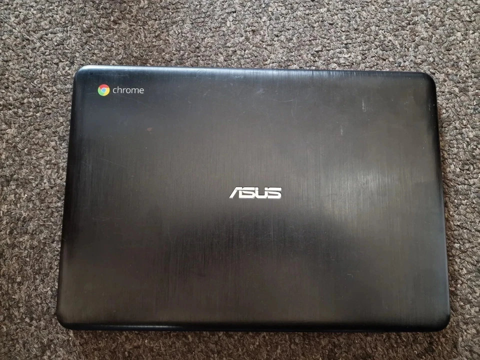 Asus Chromebook C300M, 4Gb Ram, 32GB Emmc - Image 3 of 4