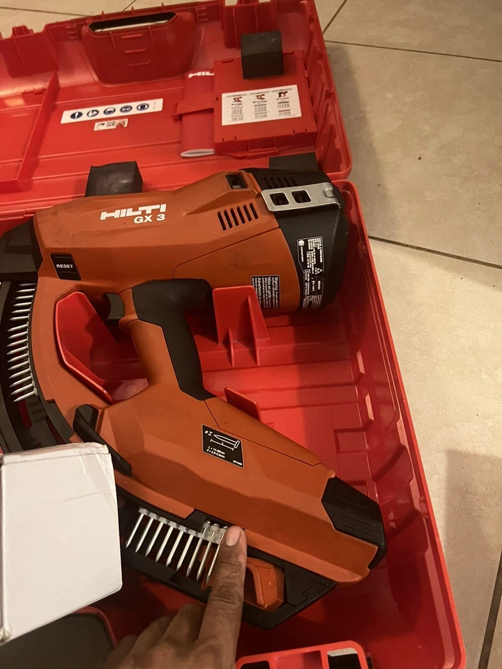 850x collated concrete nails (38)mm - for Hilti GX3/Gx20/Gx100. HILTI - Image 2 of 2