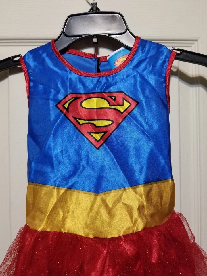 RUBIES SUPERGIRL DRESS WITH CAPE CHILD HALLOWEEN COSTUME SMALL PETITE - Image 2 of 4