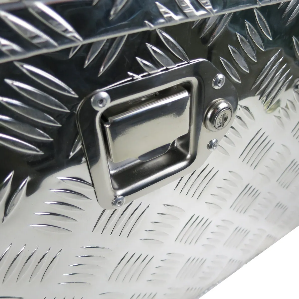 Metallbox / Deichselbox / Staubox aus Aluminium 760 x 330 x 245mm