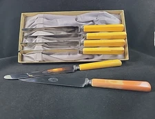 Vintage Peerless Cutlery Co. Steak / Table Knives Butterscotch Handles