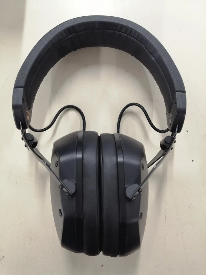 V-MODA M200 Over-Ear Studio Headphones 50mm Drivers Hi-Res Audio Certified - Image 4 of 4