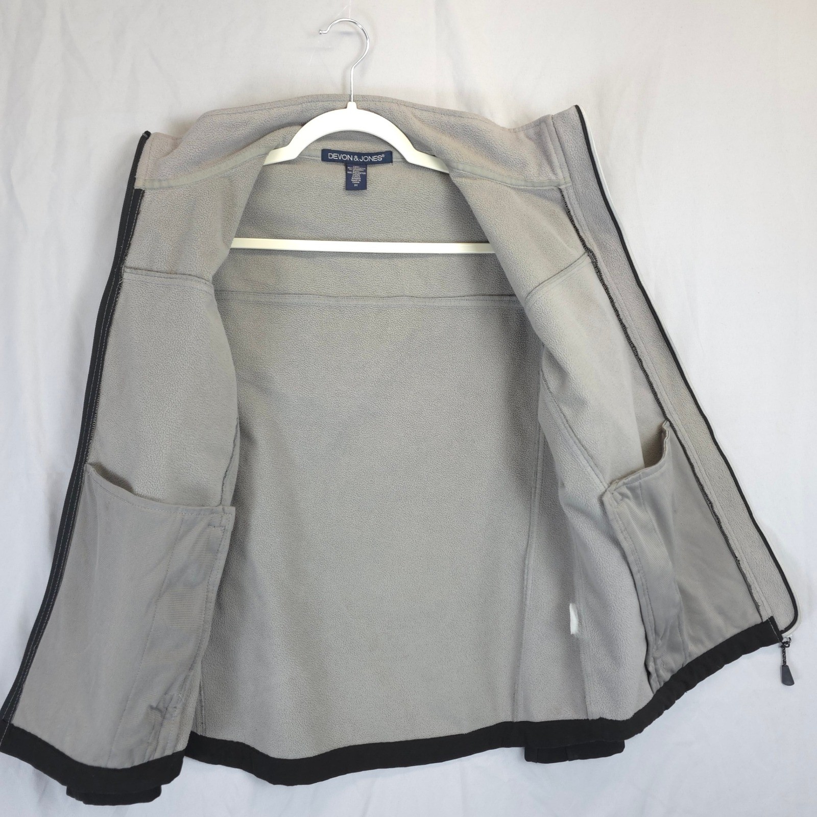 Devon & Jones Black Soft Shell Jacket Women M Ful… - image 3