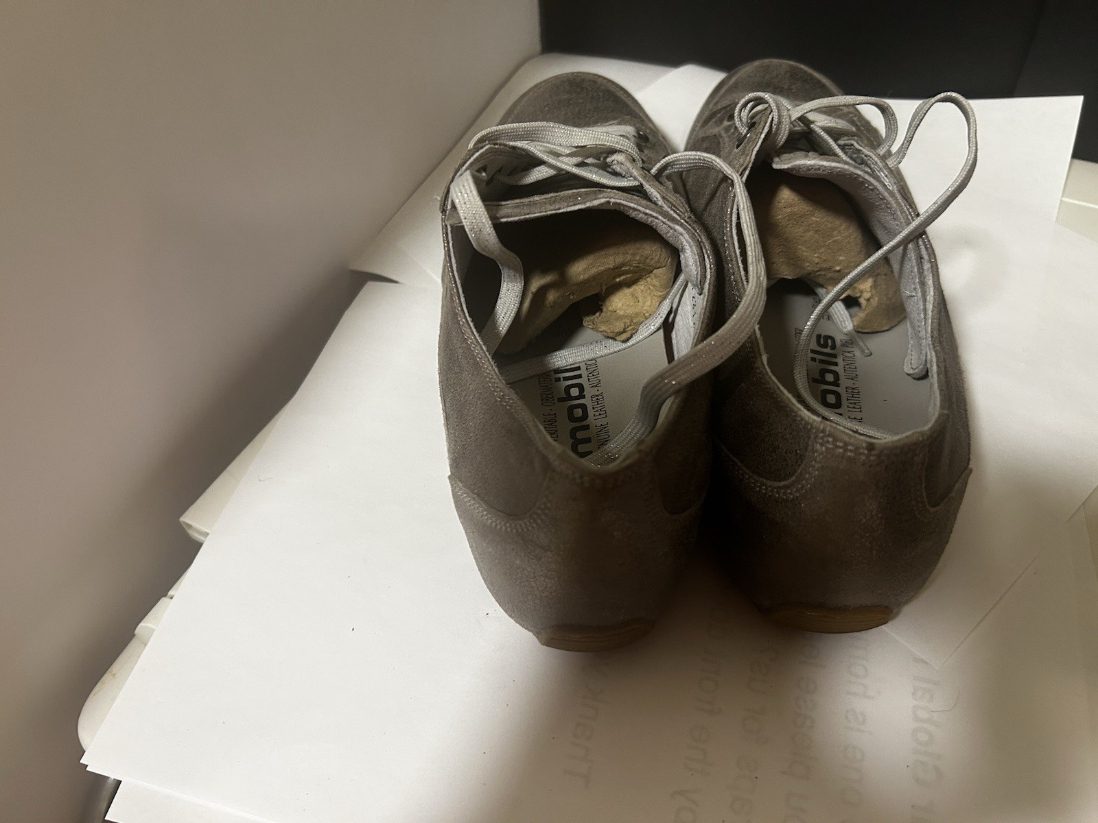 mobils shoes - image 4