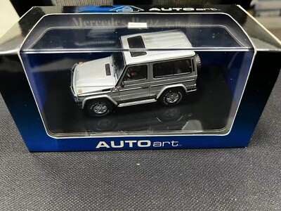 AUTOART 1998 Mercedes Benz G-Wagon SWB 300GE W463 Silver 1