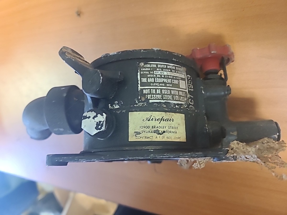 航空計器　OXYGEN REGULATOR Aircraft Oxygen Regulator | Oxygen Regulators | O2 Regulator