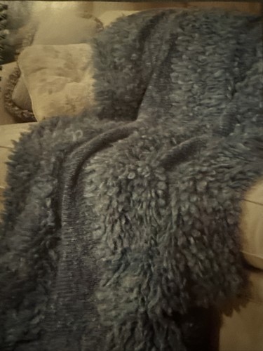 EASY AFGHANS FOR KNITTERS - Picture 8 of 11